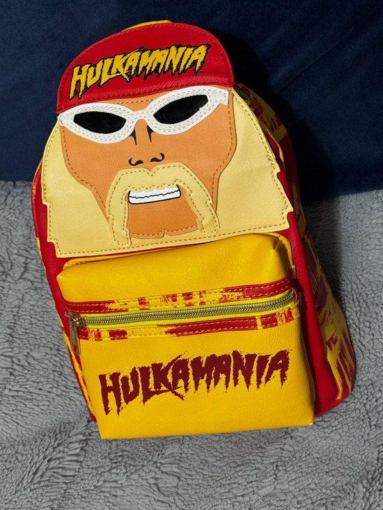 WWE Handbags - Hulk Hogan Mini backpack
